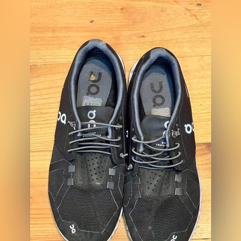 OnCloud Womens size 10